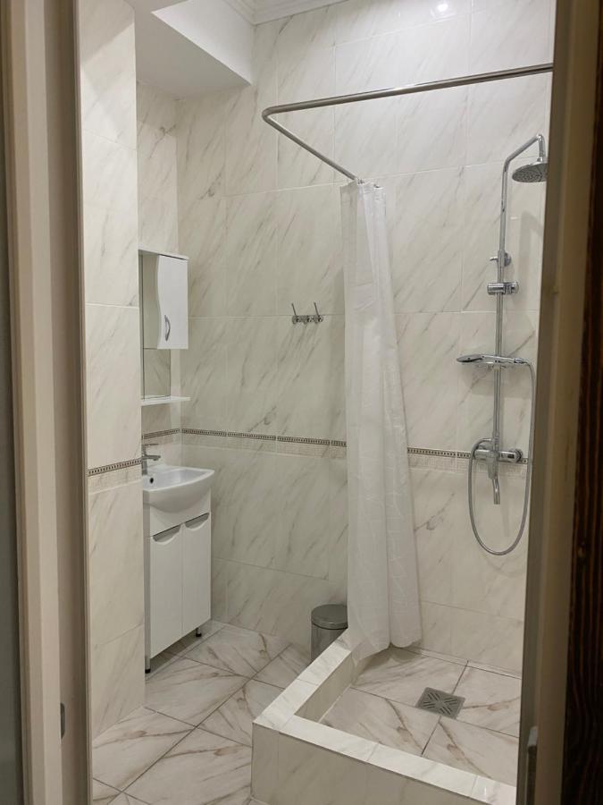 Grand Hotel Mohyliv-Podilskyi Екстер'єр фото